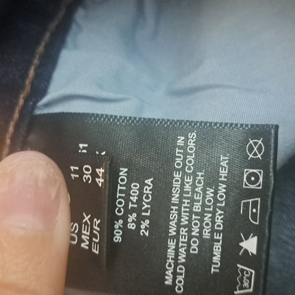 NWT JEANS - Picture 9 of 9